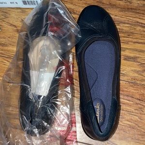 Clark Bendables loafer / Mary Janes